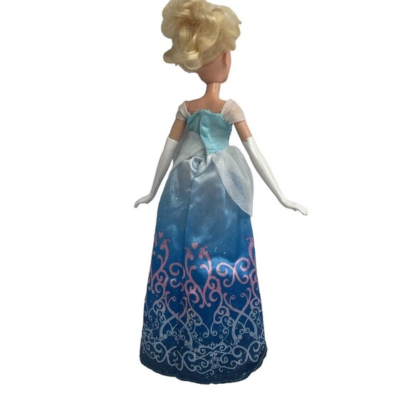 2015 Hasbro Disney Princess CINDERELLA Royal Shimmer Fashion Doll - Picture 2 of 14